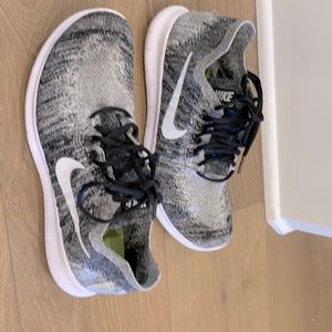 Nike Free RN FLYNIT running shoes.  US Size 10.(EUR 44)